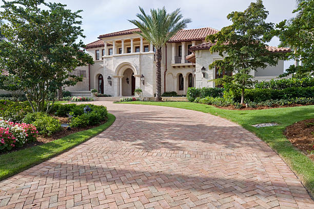Reasons to Select Us for Your Driveway Paving Requirements in Weston, MO